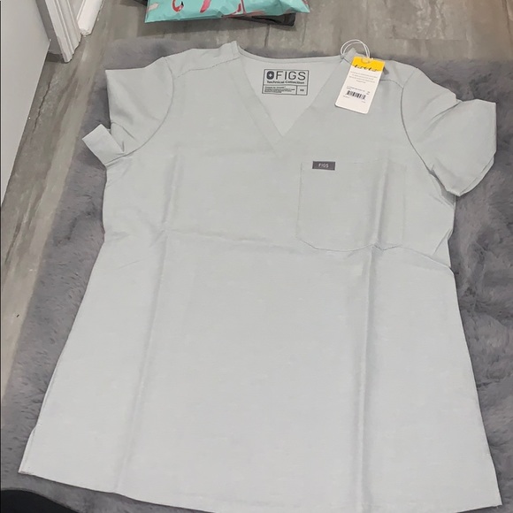 FIGS Scrub Set (Space Gray) - Picture 2 of 8